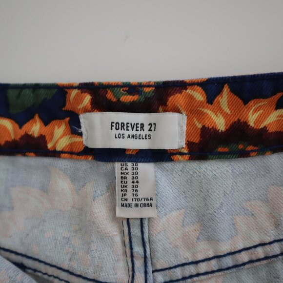 Forever 21 Sunflower Print Cuffed Shorts | 30 - Picture 2 of 5